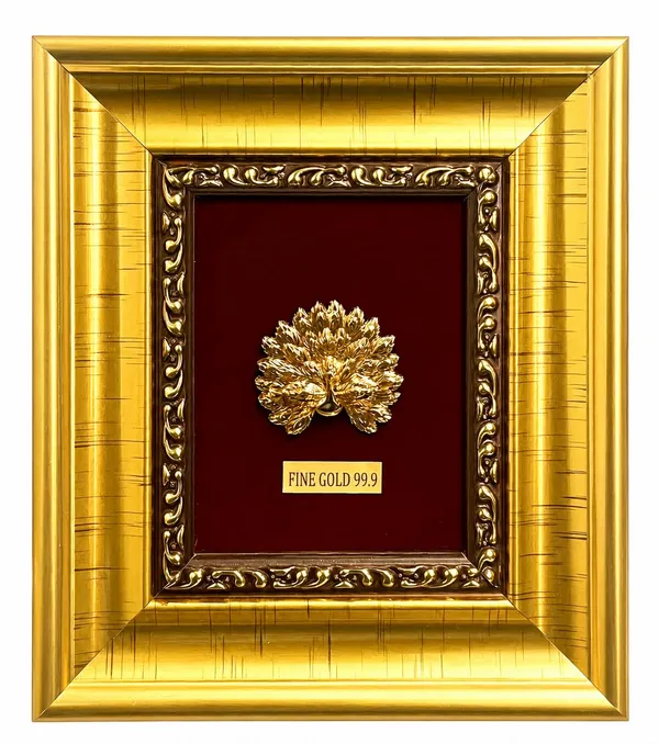 Gold_Finish_Peacock_Decorative_Frame