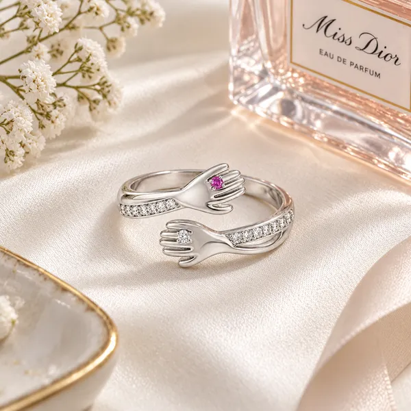 Silver-Tone_Adjustable_Hand_Design_Ring_for_Women