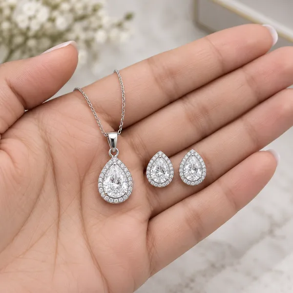 Silver_Tone_Teardrop_Pendant_Necklace_And_Earrings_Set_for_Women