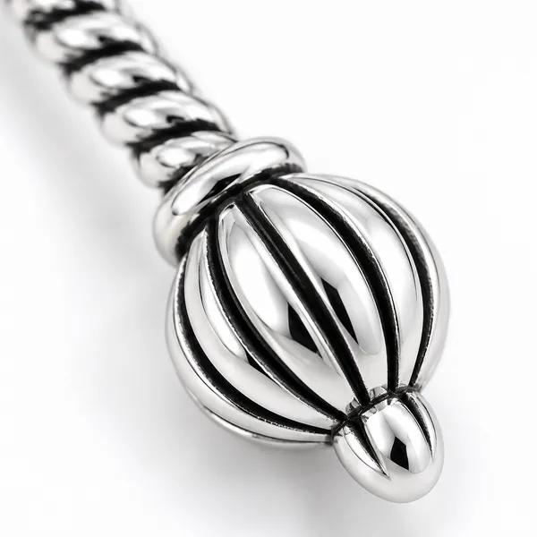 Silver_Tone_Link_Chain_Pendant_Necklace_for_Women