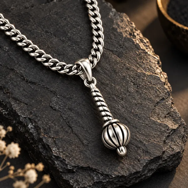 Silver_Tone_Link_Chain_Pendant_Necklace_for_Women