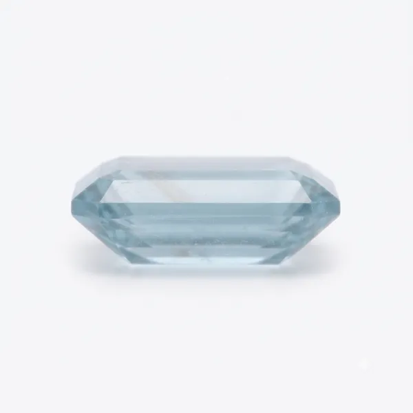 Aquamarine_(Beruj)_Loose_Astrological_Gemstone_(Emerald)