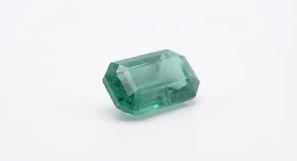 Emerald_(Panna)_Loose_Astrological_Gemstone_(Emerald)_10.25_Carat