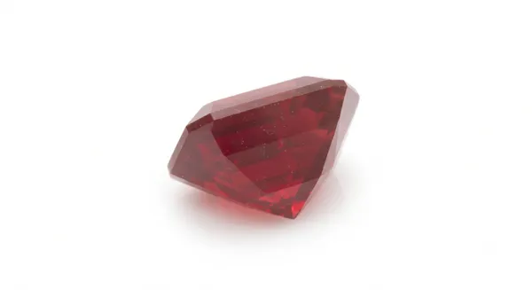 Ruby_(Manik)_Loose_Astrological_Gemstone_(Emerald)