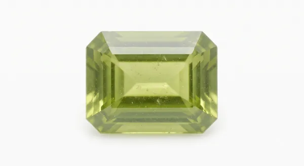 Peridot_(Zabarjad)_Loose_Astrological_Gemstone_(Emerald)