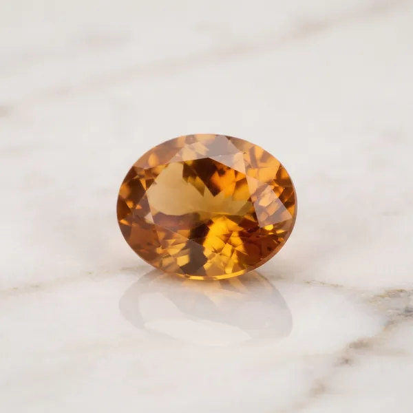 Natural_Citrine_Sunela_Gemstone_Oval_Cut_2–11_Ratti_|_World_Trust_Certified_Loose_Stone_for_Astrology,_Prosperity,_Success_&_Jewellery