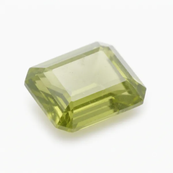 Peridot_(Zabarjad)_Loose_Astrological_Gemstone_(Emerald)