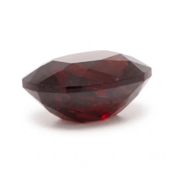 Garnet_(Raktashm)_Loose_Astrological_Gemstone_(Cushion)_8.00_Ratti