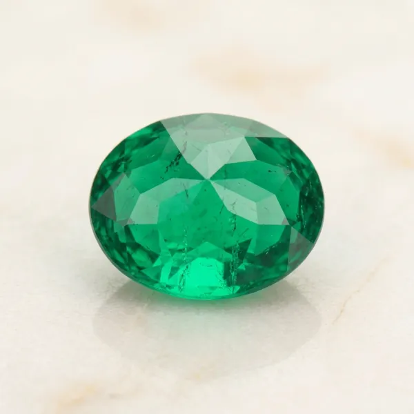 Natural_Emerald_Panna_Gemstone_Oval_Cut_2–11_Ratti_|_World_Trust_Certified_Loose_Stone_for_Astrology,_Wisdom,_Prosperity_&_Jewellery