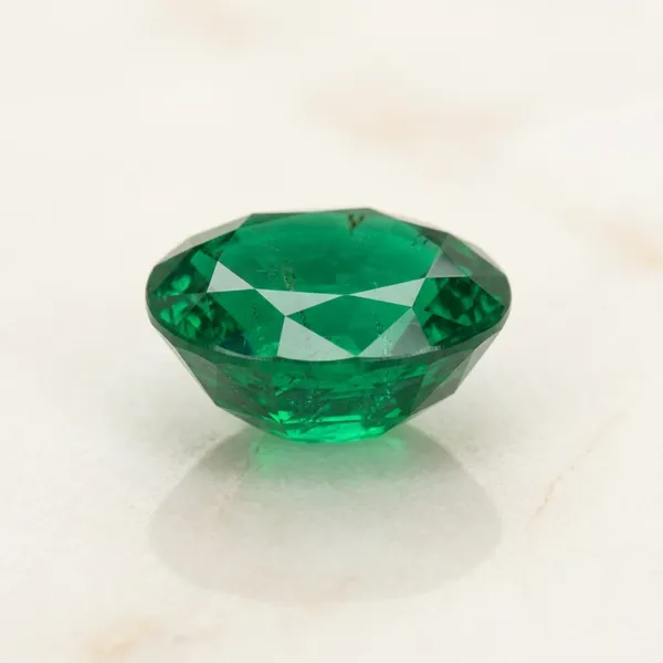 Natural_Emerald_Panna_Gemstone_Oval_Cut_2–11_Ratti_|_World_Trust_Certified_Loose_Stone_for_Astrology,_Wisdom,_Prosperity_&_Jewellery