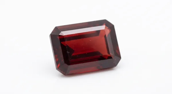 Garnet_(Raktashm)_Loose_Astrological_Gemstone_(Emerald)_6.50_Carat