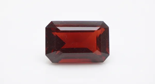 Garnet_(Raktashm)_Loose_Astrological_Gemstone_(Emerald)_6.50_Carat