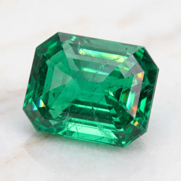 Natural_Emerald_Panna_Gemstone_Emerald_Cut_2–11_Ratti_|_World_Trust_Certified_Loose_Stone_for_Astrology,_Wisdom,_Prosperity_&_Jewellery