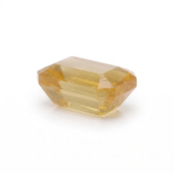 Yellow_Sapphire_(Pukhraj)_Loose_Astrological_Gemstone_(Emerald)2.50_Carat