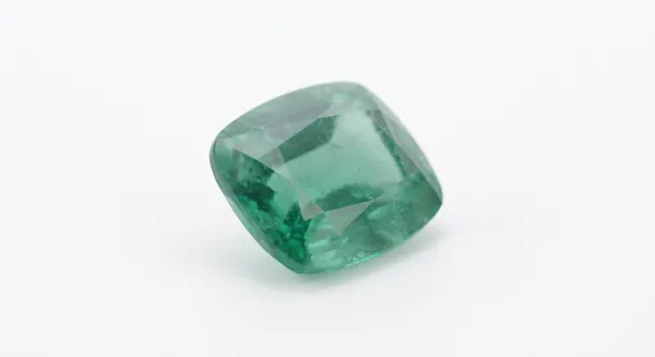 Emerald_(Panna)_Loose_Astrological_Gemstone_(Cushion)