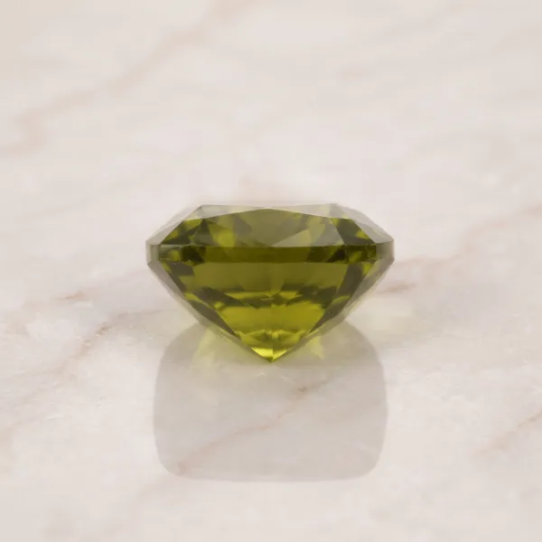 Natural_Peridot_Gemstone_Cushion_Cut_2–11_Ratti_|_World_Trust_Certified_Loose_Stone_for_Astrology,_Prosperity,_Confidence_&_Jewellery