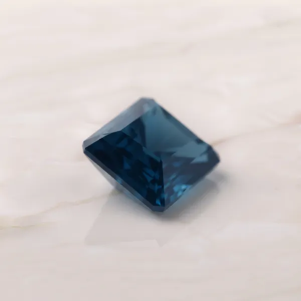 Natural_Aquamarine_Gemstone_Emerald_Cut_2–11_Ratti_|_World_Trust_Certified_Loose_Stone_for_Astrology,_Calmness,_Clarity_&_Jewellery
