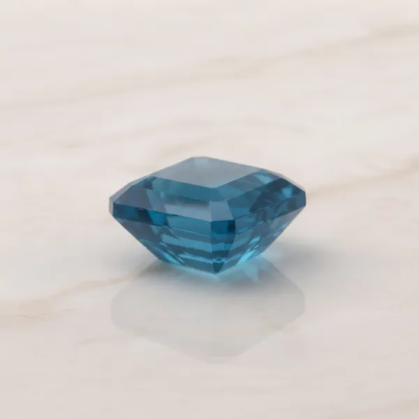 Natural_Aquamarine_Gemstone_Emerald_Cut_2–11_Ratti_|_World_Trust_Certified_Loose_Stone_for_Astrology,_Calmness,_Clarity_&_Jewellery