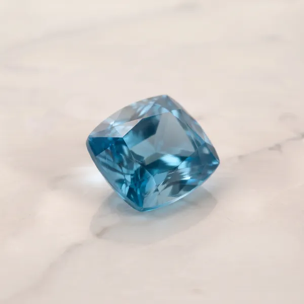 Natural_Aquamarine_Gemstone_Cushion_Cut_2–11_Ratti_|_World_Trust_Certified_Loose_Stone_for_Astrology,_Calmness,_Clarity_&_Jewellery