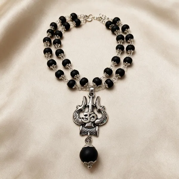Black_Beaded_Om_Trishul_Pendant_Necklace_for_Women