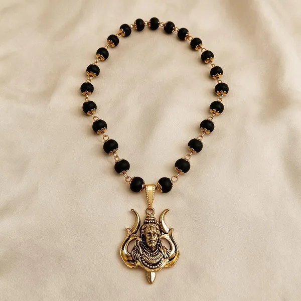 Black_Beaded_Ganesha_Pendant_Necklace_for_Women