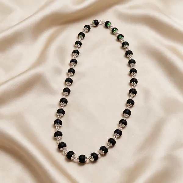 Black_And_Clear_Beaded_Necklace_for_Women