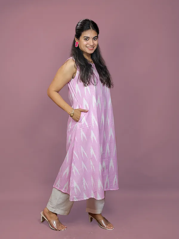 Gulabi_Grace_–_Pure_Cotton_Ikkat_Dress_|_Anukauseya