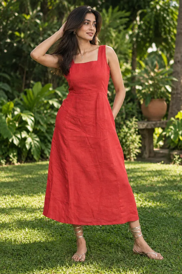 Red_Sleeveless_Fit_And_Flare_Dress_for_Women