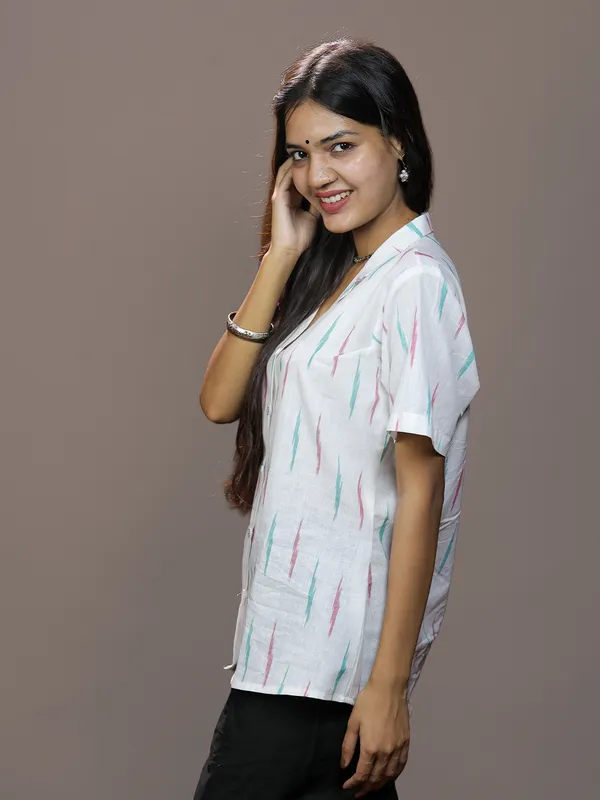 Ikkat_Ease_–_Pure_Cotton_Half_Shirt_for_Women