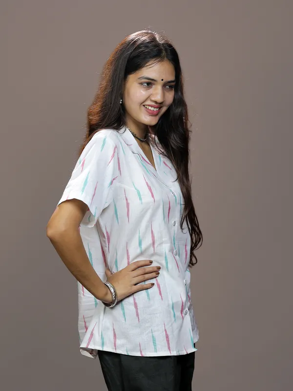 Ikkat_Ease_–_Pure_Cotton_Half_Shirt_for_Women