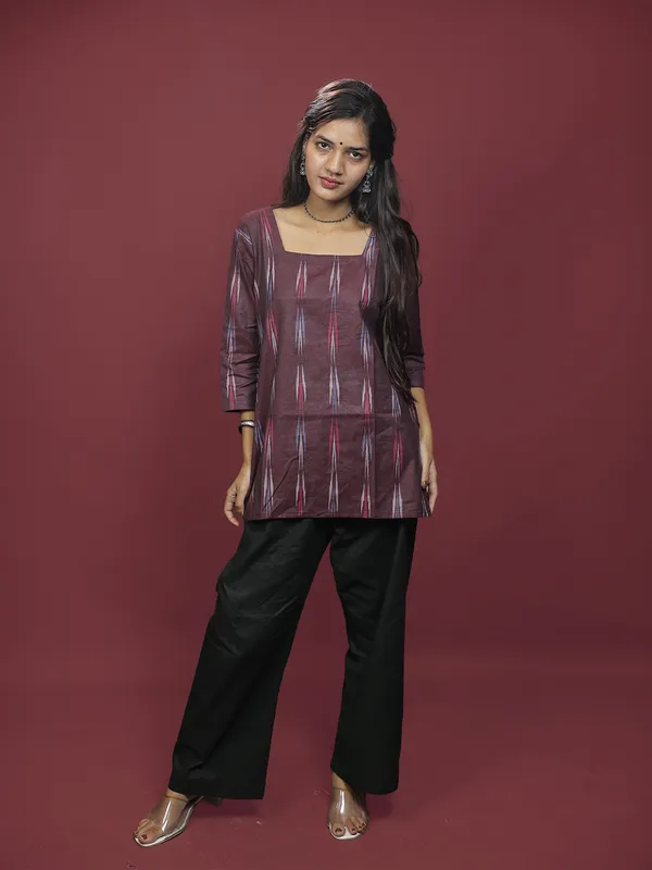 Maroon_Ikkat_Cotton_Short_Kurti