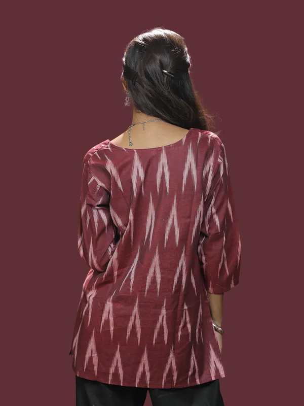 Maroon_Raaga__Ikkat_Short_Kurti
