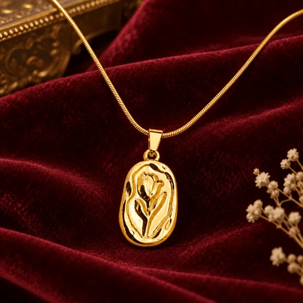 Gold_Alloy_Oval_Floral_Pendant_Necklace_For_Women