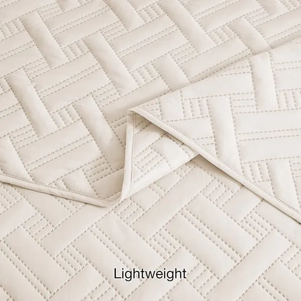 Cotton_Quilted_Solid_Cream_King_Size_Fitted_Bed_Cover