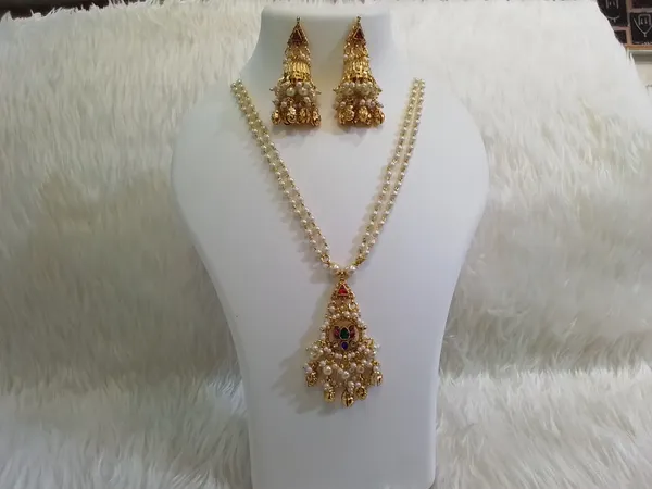 Gold_Brass_Pearl_Red_Stone_Traditional_Necklace_Earrings_Set_For_Women