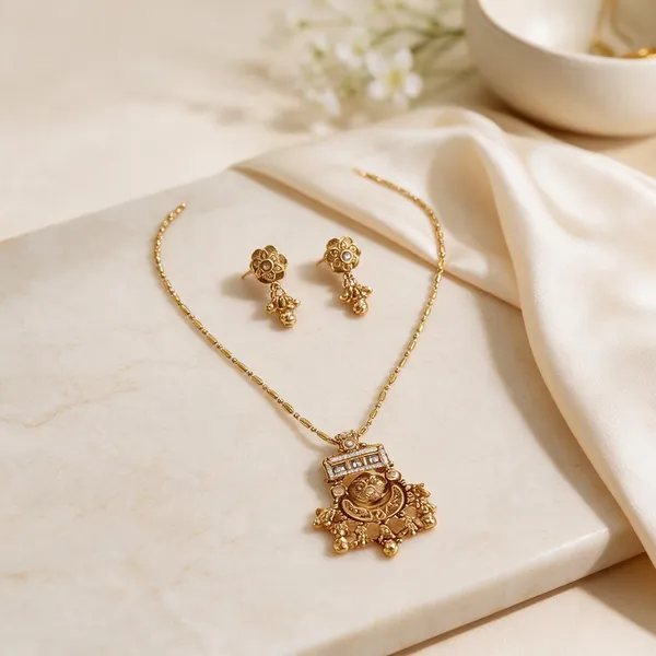 Gold_Brass_Floral_Ornate_Necklace_And_Earrings_Set_For_Women