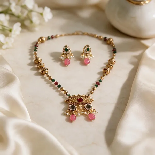 Gold_Brass_Multicolor_Beaded_Traditional_Necklace_And_Earrings_Set_For_Women