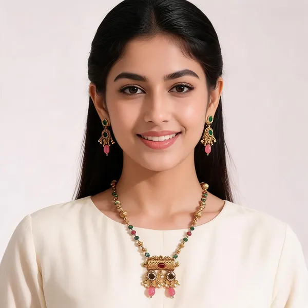 Gold_Brass_Multicolor_Beaded_Traditional_Necklace_And_Earrings_Set_For_Women