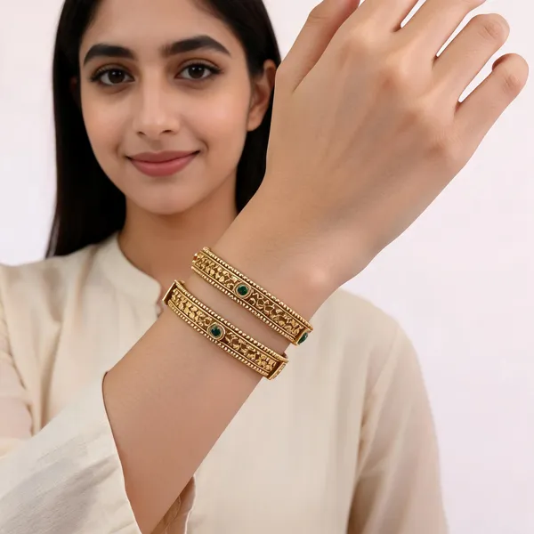 Gold_Brass_Green_Stone_Embellished_Kangan_Bangle_For_Women