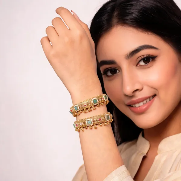 Gold_Brass_Green_Pink_Stone_Antique_Kangan_Bangle_Set_For_Women