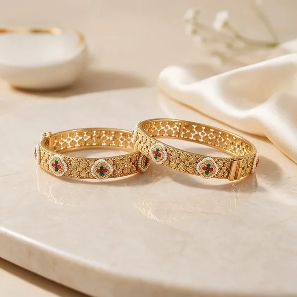 Gold_Brass_Traditional_Stone_Studded_Kangan_Bangle_Set_For_Women