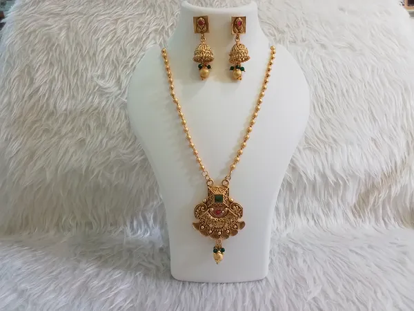 Gold_Brass_Traditional_Ornate_Drop_Pendant_Necklace_Set_For_Women