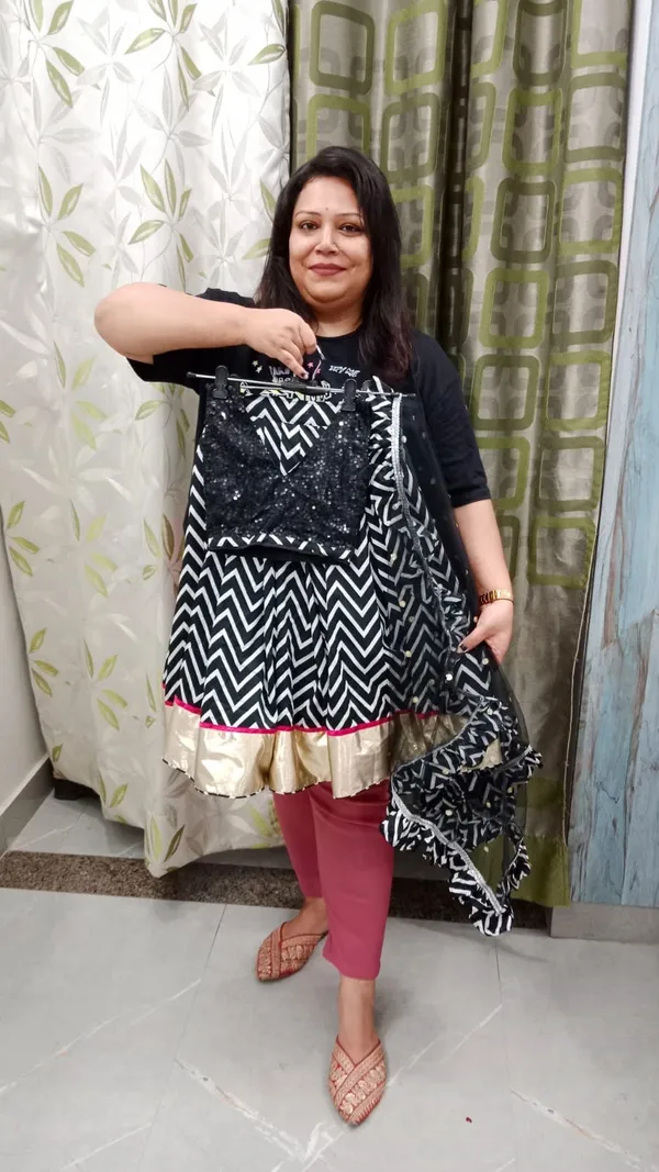 Banarsi_Silk_Lehenga_For_Kids_Off_White