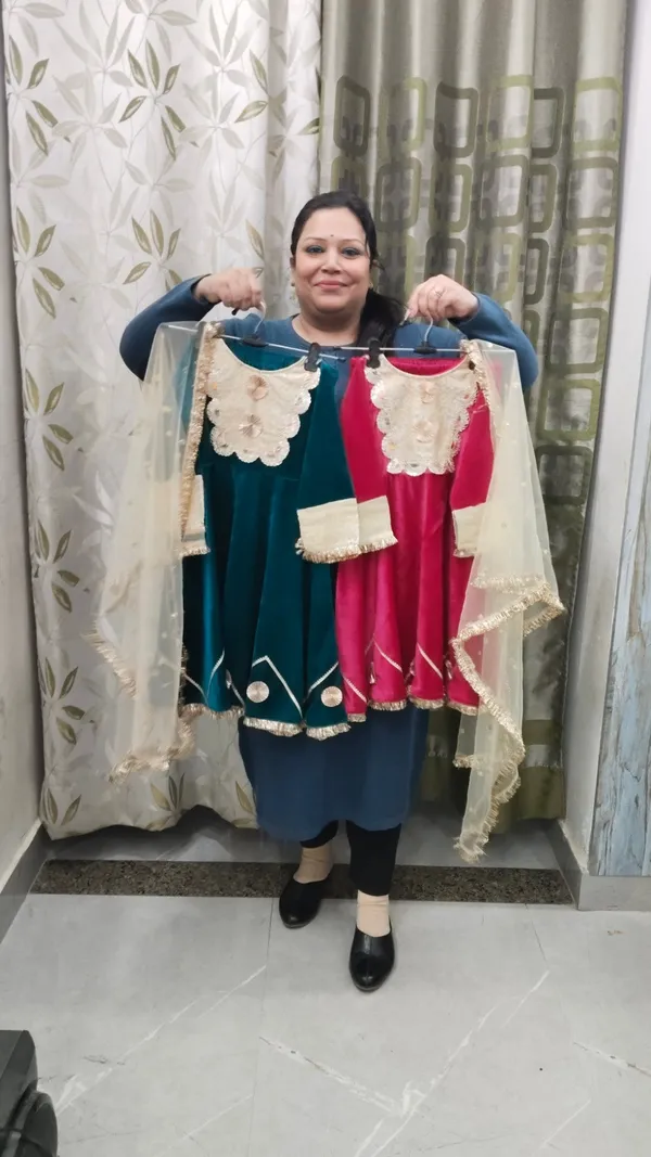 Green_Pink_Velvet_Banarasi_Suit_Set_For_Kids