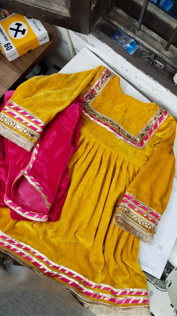 Premium_Velvet_Suits_Mehndi_Green