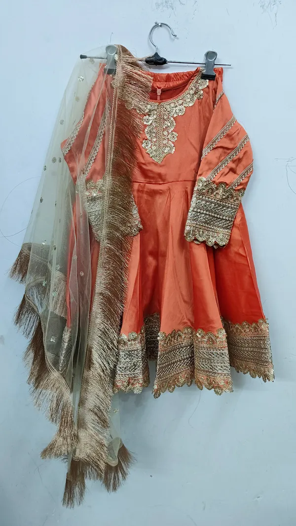 Luxury_Heavy_Short_Frock_Suits_Red