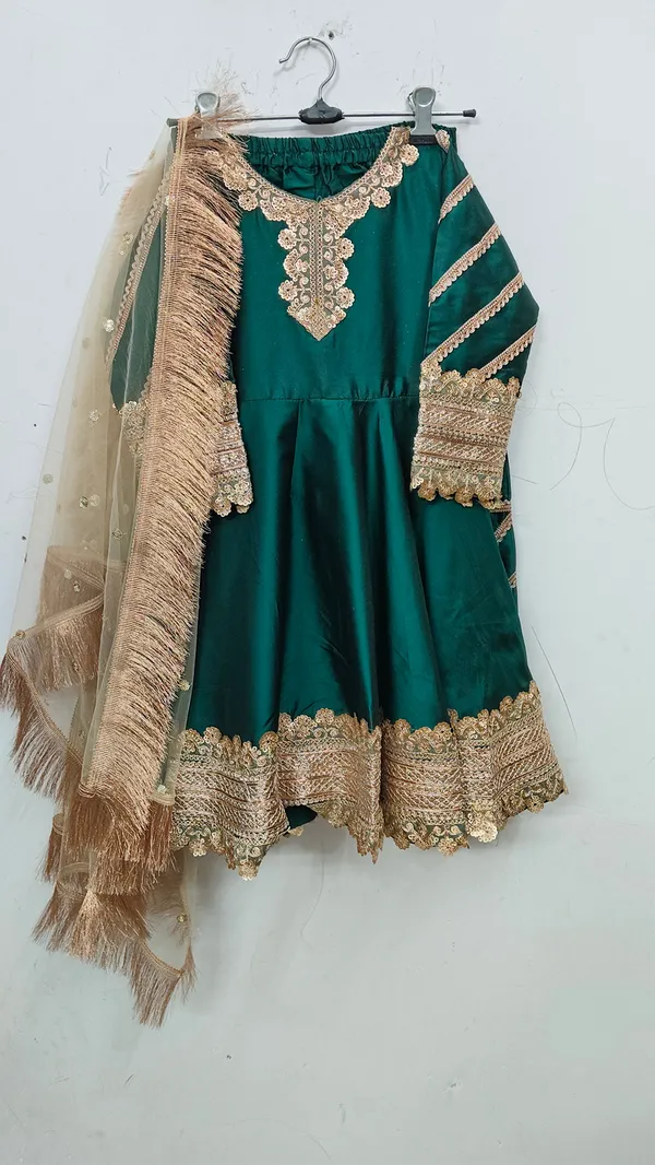 Luxury_Heavy_Short_Frock_Suits_Mehndi_Green