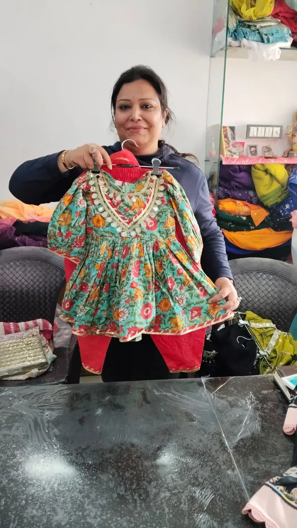 Green_Cotton_Mirror_Work_Tulip_Set_For_Kids