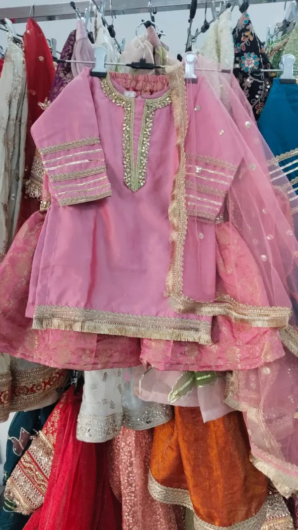 Premium_Banarasi_Silk_Gharara_Set_Pink
