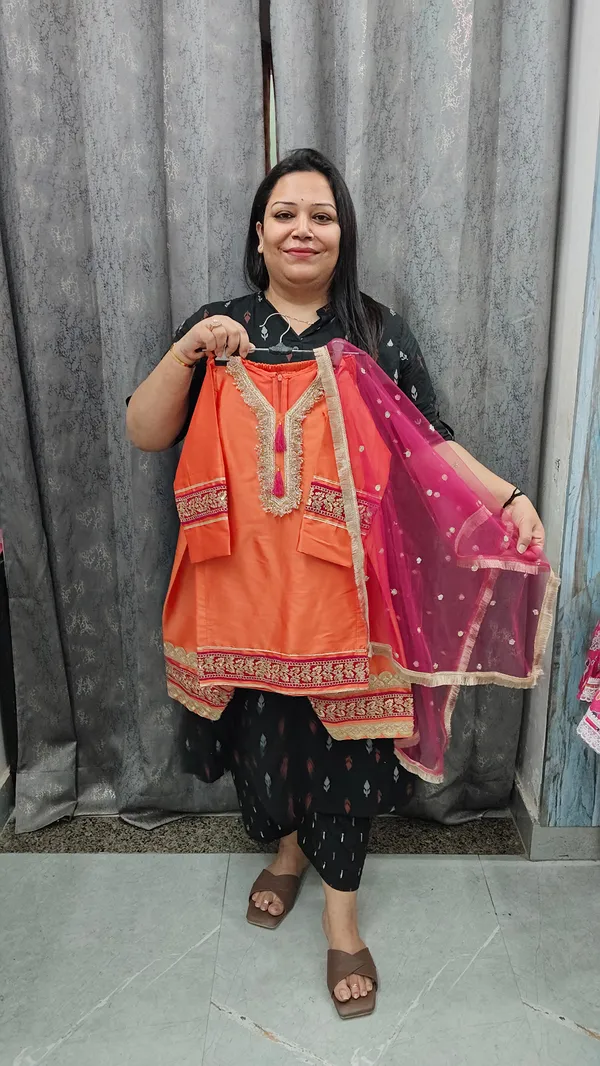Luxury_Party_Wear_Farshi_Salwar_Suit